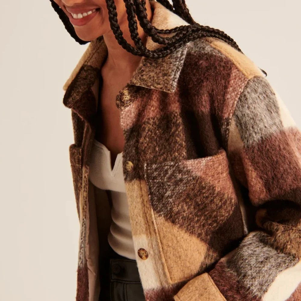 ABERCROMBIE & FITCH: Cozy Shacket - Picture 6 of 8